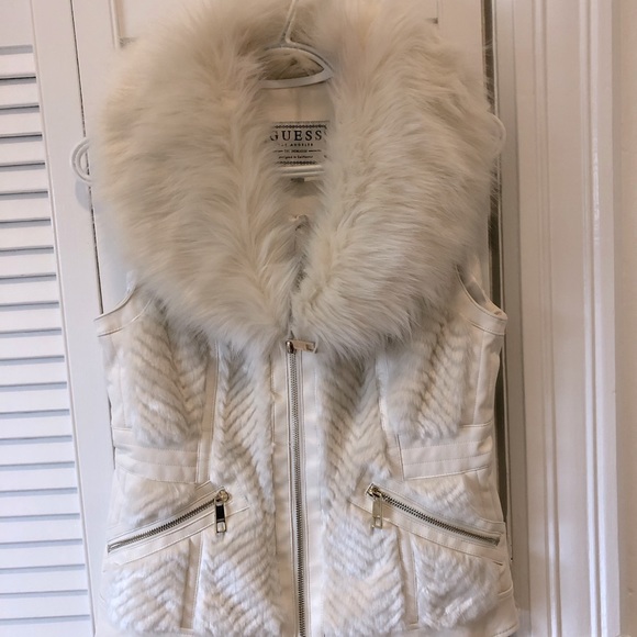GUESS women’s size small faux fur vest - Picture 1 of 4